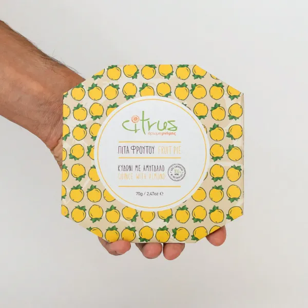 Citrus - Παραδοσιακή Πίτα με Κυδώνι και Αμύγδαλο