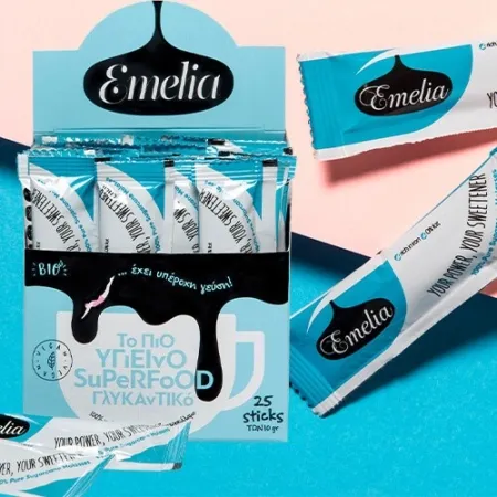 Emelia - Μελάσα σε Stick